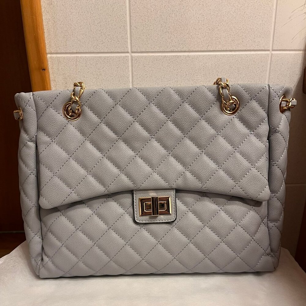 ELLO Quilted vegan leather Tote Bag in Gray